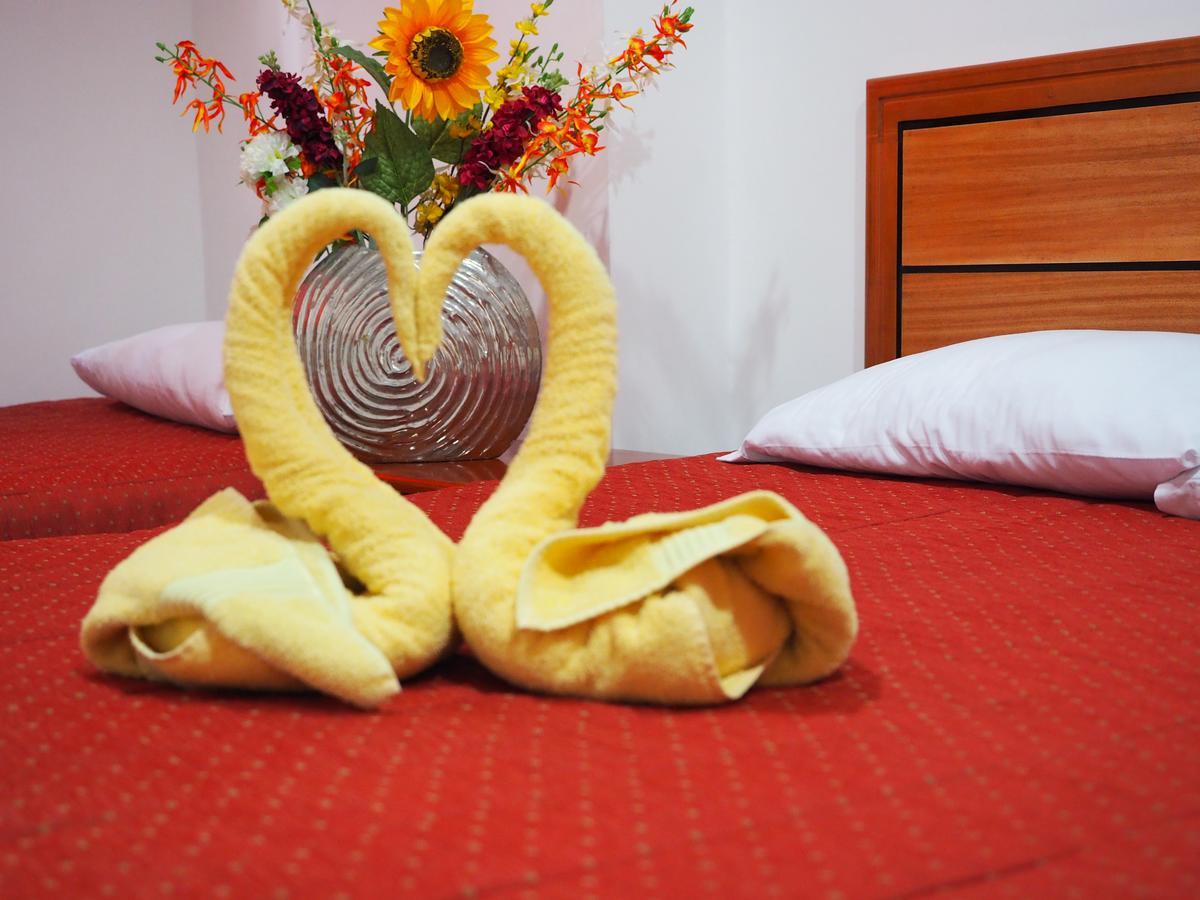 Hostal Espana 푸에르토아요라 외부 사진