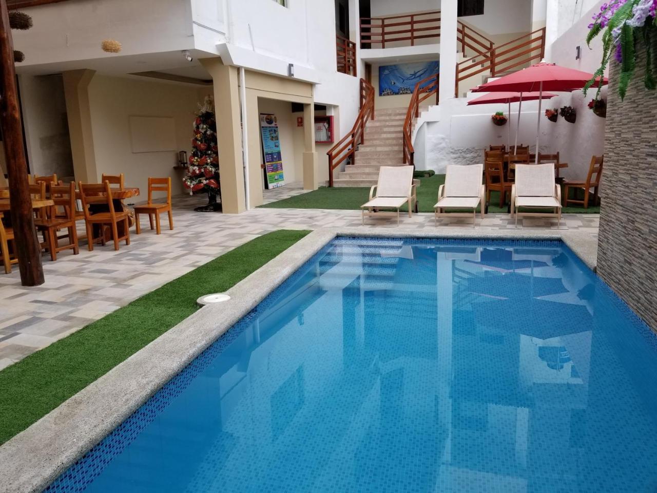 Hostal Espana 푸에르토아요라 외부 사진